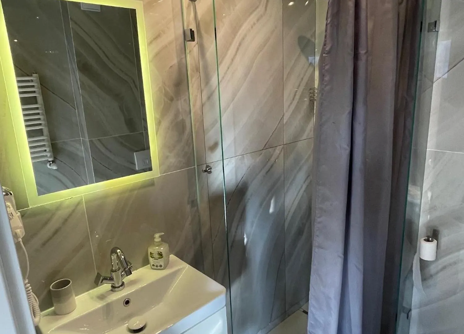 Kawalerka Premium A 29M2 - Po Remoncie - Nowa! Apartment Warsaw